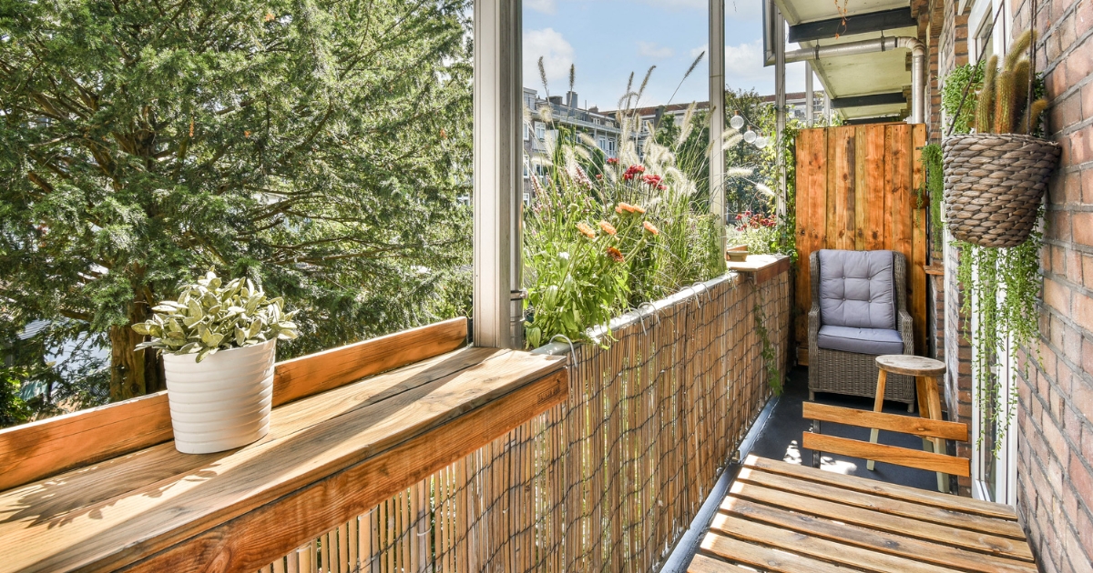 Florida balcony garden